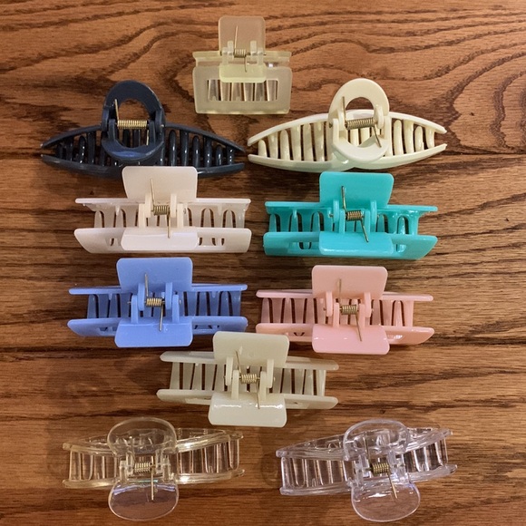 10 Claw Hair Clips - Picture 13 of 13